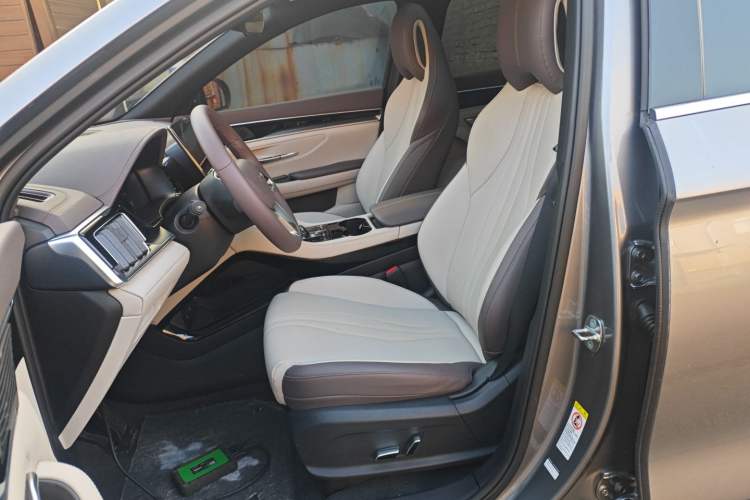 Used BYD Song PLUS New Energy 2025 DM-i 112KM Prestige Model
