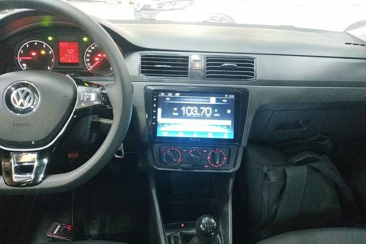 Used Volkswagen Santana 2019 1.5L Manual Fashion Edition China VI Standard