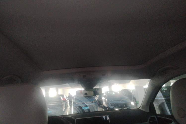 Used Volkswagen Tharu 2024 300TSI Two-Wheel-Drive Moon Luxury Edition