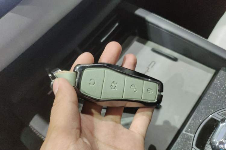 Used BYD Seal 06 New Energy 2024 DM-i 80KM Prestige Model
