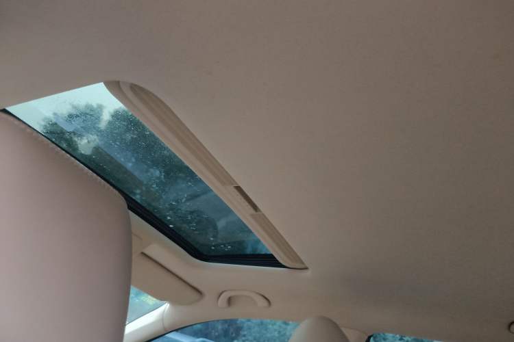 Used Volkswagen Touran 2013 1.4T DSG Comfort Edition 5-Seater
