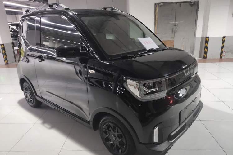 Used Wuling Hongguang MINIEV 2022 GAMEBOY 300km Enthusiast Model with Lithium Iron Phosphate
