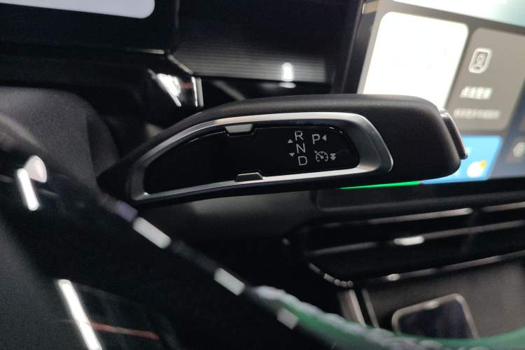 Used Livan Livan 7 2023 605 km ZHU FENG