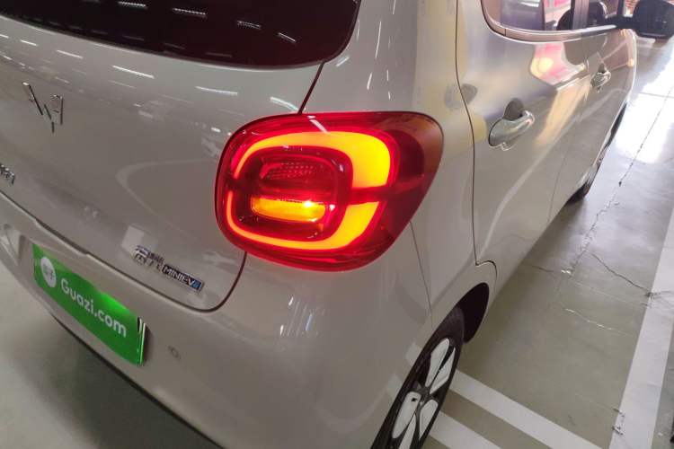 Used Wuling Hongguang MINIEV 2025 Four-Door Version Advanced Edition
