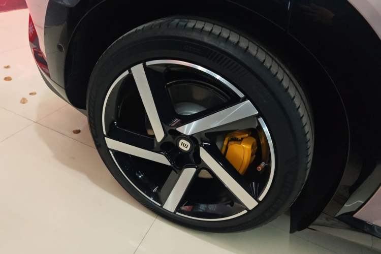 Used  YU7 2025 Ultra-Long Range All-Wheel Drive Pro Version
