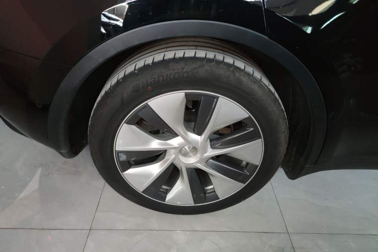 Used Tesla Model Y 2022 Rear-Wheel-Drive Version
