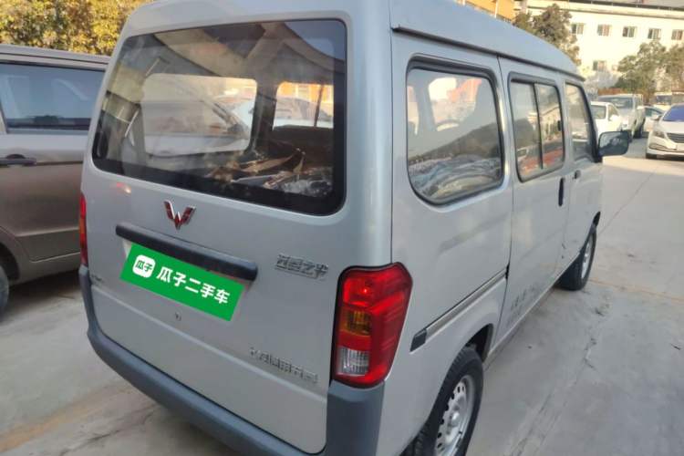 Used Wuling Zhiguang 2020 1.2L Practical Model China VI LSI
