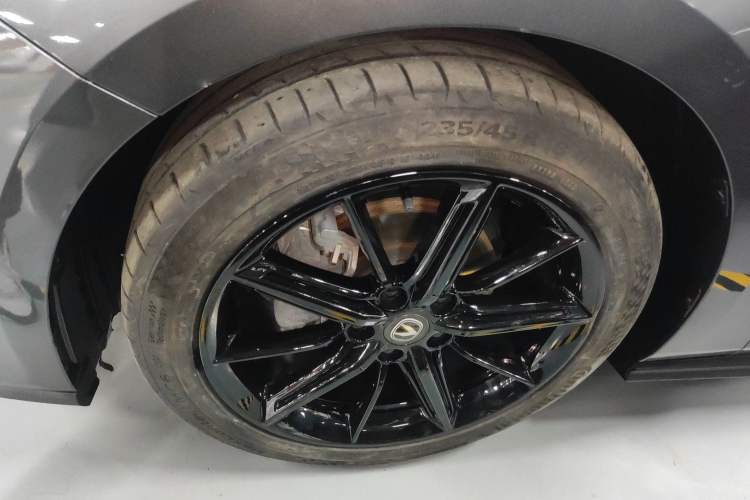 Used Changan UNI-V 2022 1.5T Prestige Version
