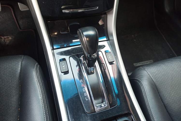 Used Honda Accord 2016 2.0L Luxury Edition
