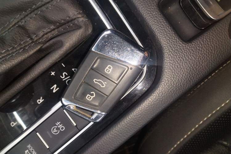 Used Volkswagen FAW-Volkswagen CC 2021 380TSI Striking Edition
