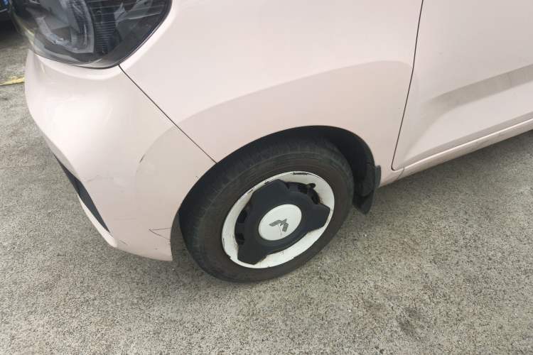 Used Wuling Hongguang MINIEV 2021 Macaron Premium Model – Lithium-NMC
