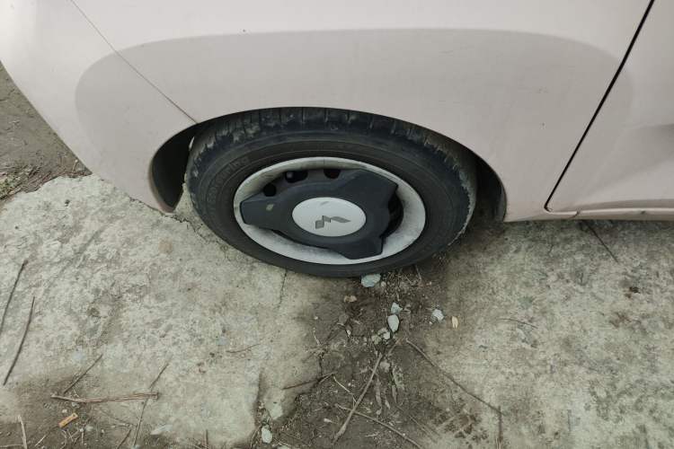 Used Wuling Hongguang MINIEV 2021 Macaron Premium Model – Lithium Iron Phosphate