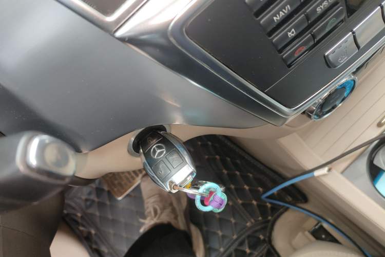 Used Mercedes-Benz GL-Class 2014 GL 400 4MATIC Dynamic Model
