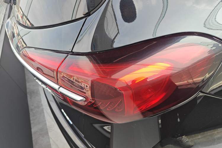 Used Buick Envision 2021 Encore Plus 652T Five-Seat Luxury Model
