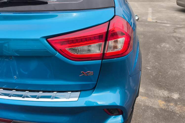 Used Geely Auto Vision X3 2017 1.5L Automatic Elite Model
