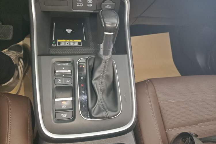 Used Honda CR-V 2023 240TURBO Two-Wheel Drive Deluxe Edition 7 Seats
