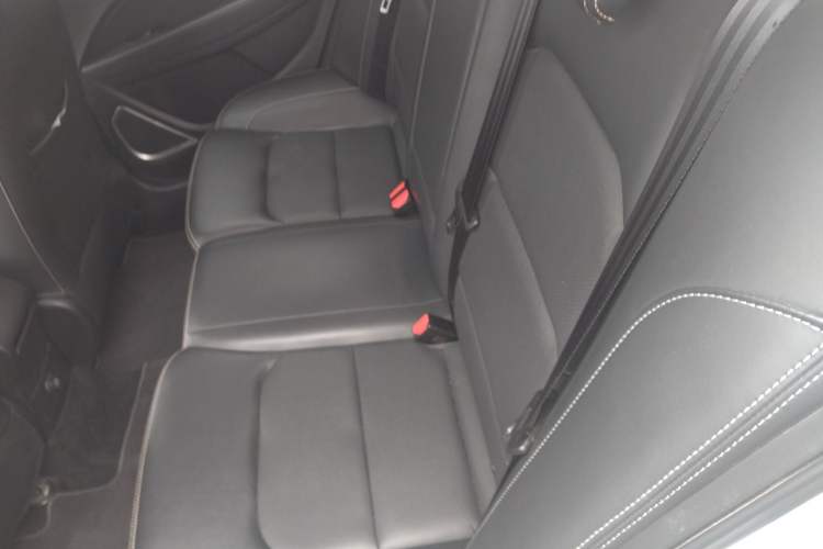 Used Geely Auto Emgrand 2019 Leading Edition 1.5L CVT Upward-Connected Model China VI Standard
