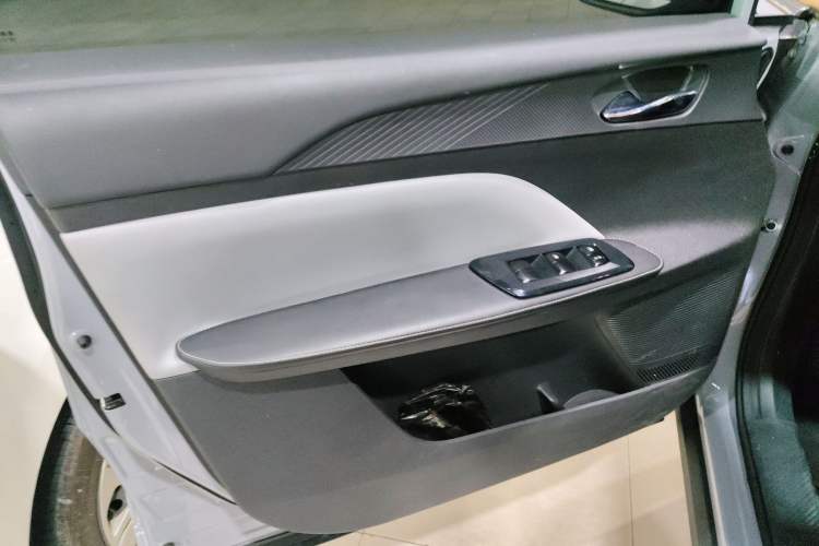 Used Venucia VX6 2024 520 Travel Edition
