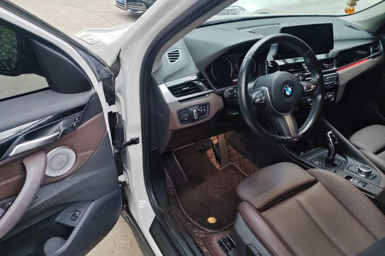 Used BMW X1 2021 sDrive25Li Leading Model
