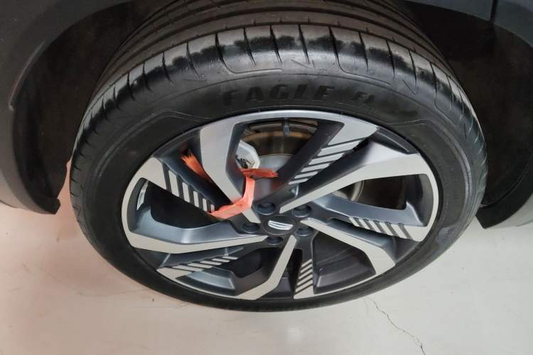 Used Geely Auto Monjaro L 2023 2.0TD High-Power Automatic Two-Wheel Drive Flagship Version
