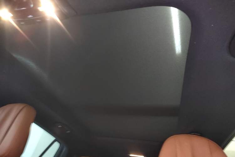 Used Mercedes-Benz GLC 2023 GLC 260 L 4MATIC Dynamic Edition 7-seater
