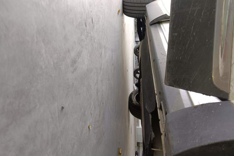 Used Kia Sorento 2015 Sorento L 2.4L Gasoline 4WD Elite Edition 5 Seats China V Emission Standard
