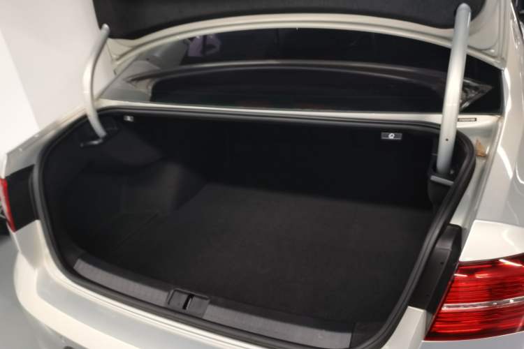 Used Volkswagen Magotan 2018 Facelift 330TSI DSG Luxury Model
