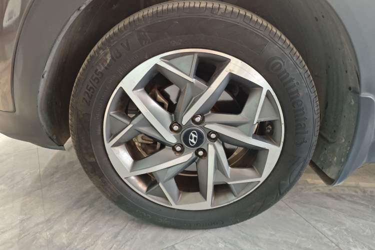 Used Hyundai Tucson 2019 280TGDi Dual-Clutch Two-Wheel Drive Fashion Edition China V Standard