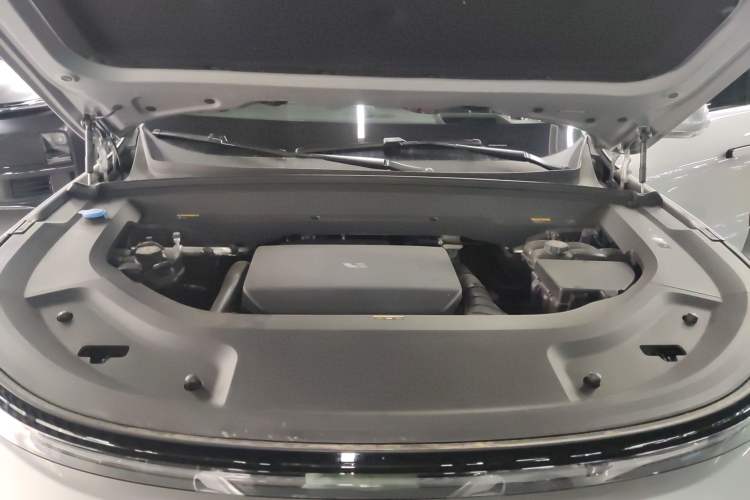 Used Li Auto L9 2022 Max model