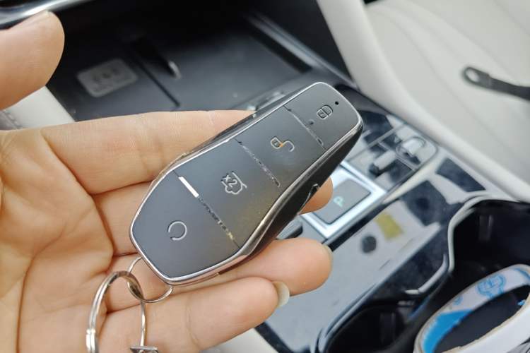 Used BYD Song PLUS New Energy 2025 DM-i Intelligent Driving 160KM Flagship Model
