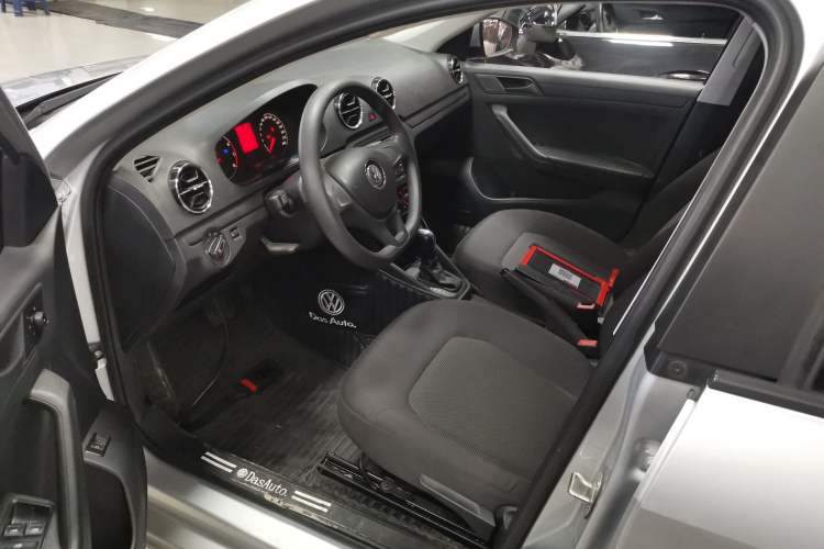 Used Volkswagen Jetta 2017 1.5L Automatic Fashion Model