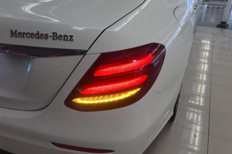 Used Mercedes-Benz E-Class 2019 E 260 L Sport Edition
