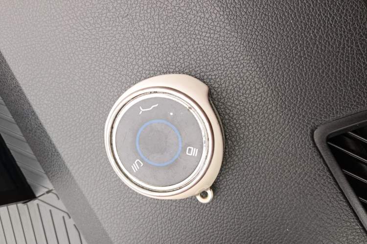 Used NETA V 2021 Standard Range Entertainment Version – Upgraded Model