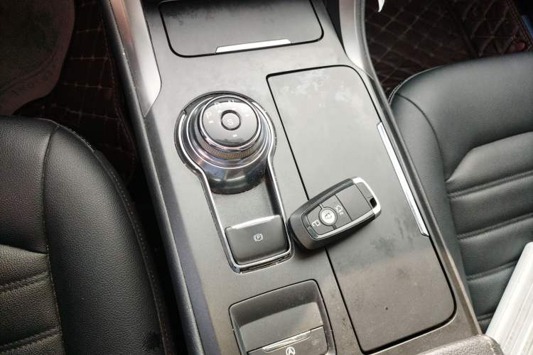 Used Ford Mondeo 2018 EcoBoost 180 Smart Control Fashion Model China VI Standard
