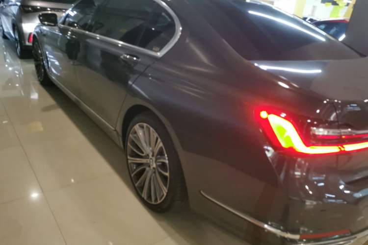 Used BMW 7 Series 2019 Restyled 740Li Leading Luxury Package
