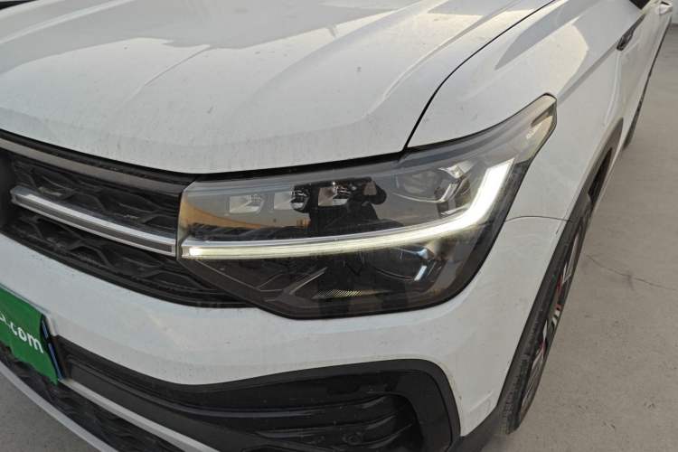 Used Volkswagen Tharu 2024 300TSI Two-Wheel-Drive Moon Luxury Edition