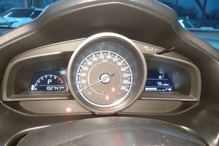 Used Mazda Mazda 3 Axela 2017 Sedan 1.5L Automatic Luxury Model Emission Standard China V
