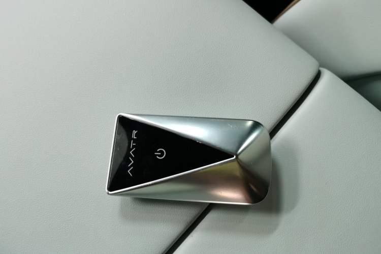 Used  07 2024 Max Extended-Range Edition