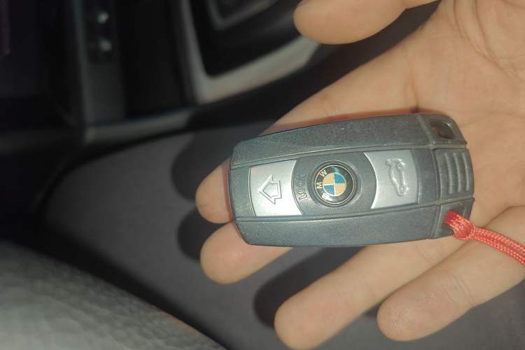 Used BMW X1 2014 sDrive18i Leading Model
