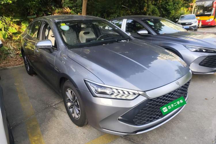 Used BYD Qin PLUS 2024 HONOR Edition DM-i 55KM Leading Model
