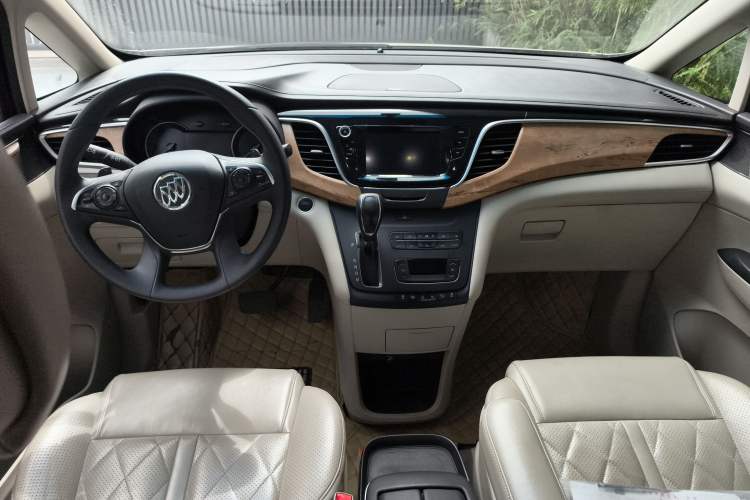 Used Buick GL8 2018 ES 28T Comfort Model China VI Standard
