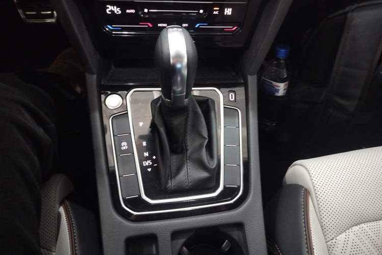 Used Volkswagen Magotan 2023 2 Million Units Commemorative Edition 330TSI DSG Luxury Version