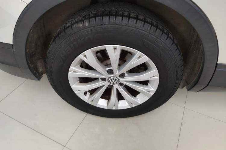 Used Volkswagen Tiguan L 2018 Revised Version 330TSI Automatic Two-Wheel Drive Trendy Edition
