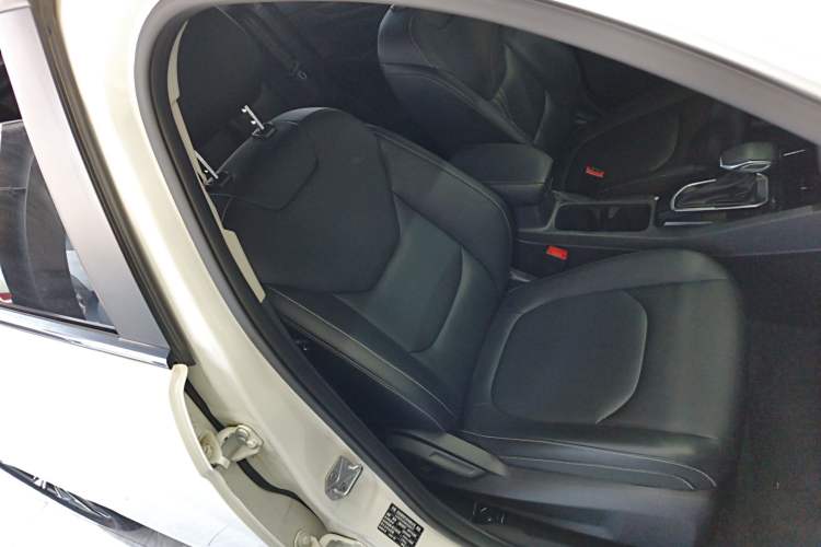 Used Ford Escort 2021 1.5L Automatic Diamond Edition
