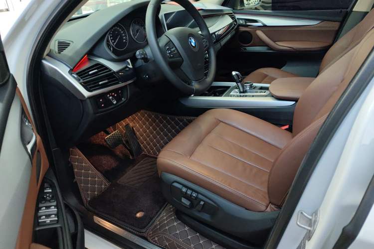 Used BMW X5 2014 xDrive35i Gasoline 5-seater U.S. specification
