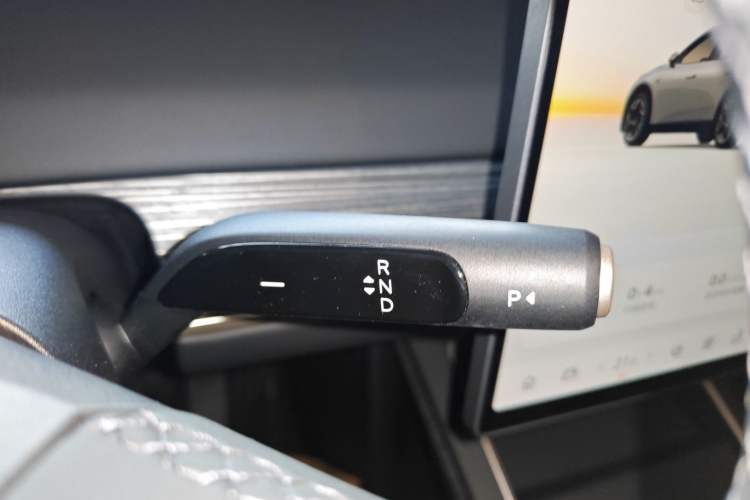 Used ONVO L60 2024 60 kWh Rear-Drive Version
