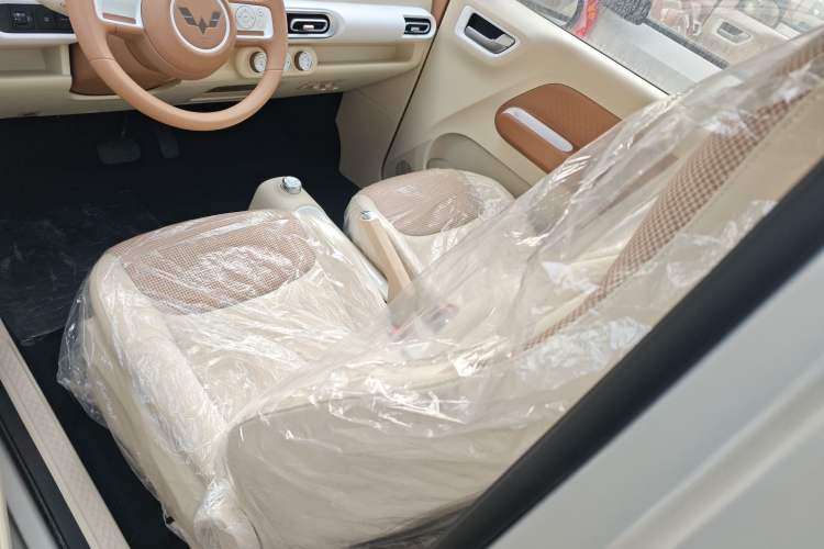 Used Wuling Hongguang MINIEV 2024 3rd Generation 215km Youth Edition