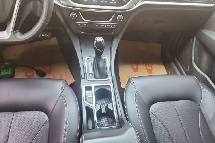 Used Geely Auto Emgrand 2017 Sedan Million Edition 1.5L CVT Upward Version
