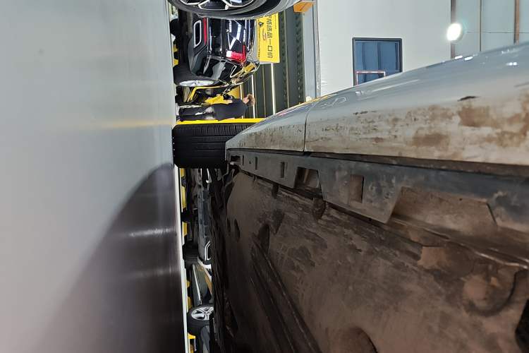 Used Land Rover Discovery Sport 2022 Revised Version 249 PS R-Dynamic S Performance Edition 5 Seats
