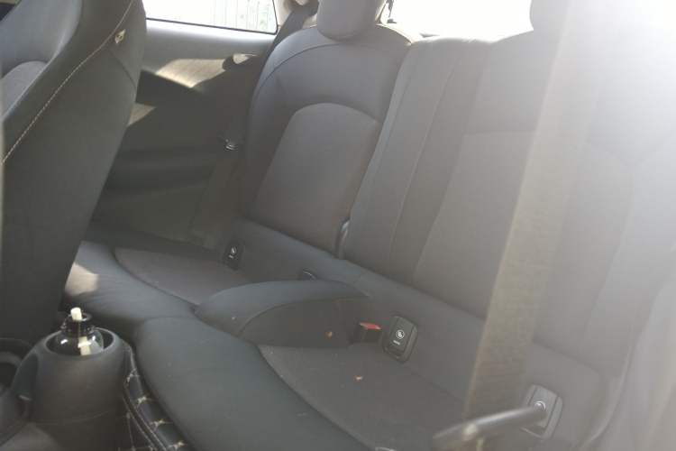 Used  MINI 2014 1.2T ONE
